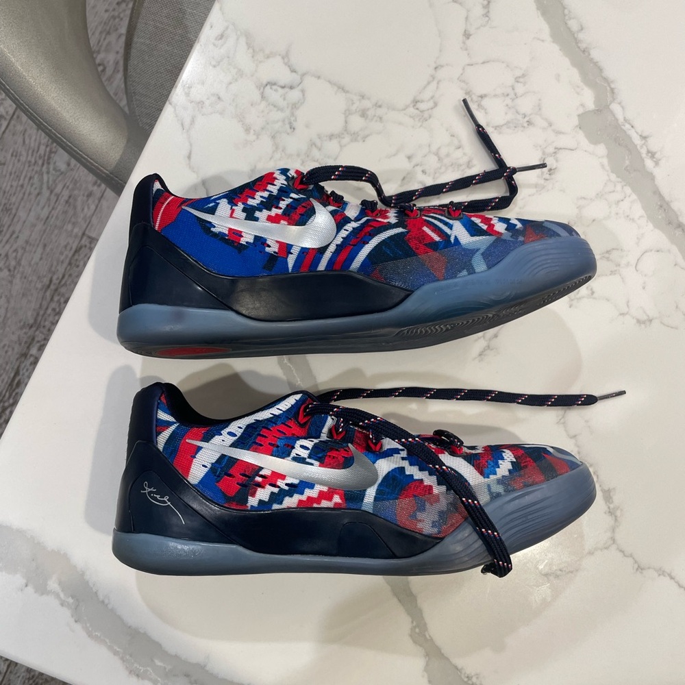 Nike Kobe 9 Basketball Shoes